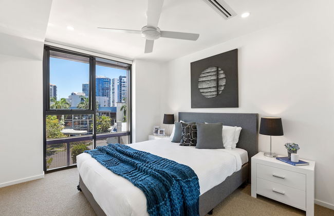 The Monterey Apartments by Urban Rest - Photo 3
