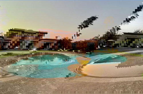 Foto 1 - Superb Villa With 2 Private Pools Hammam and Tennis Court
