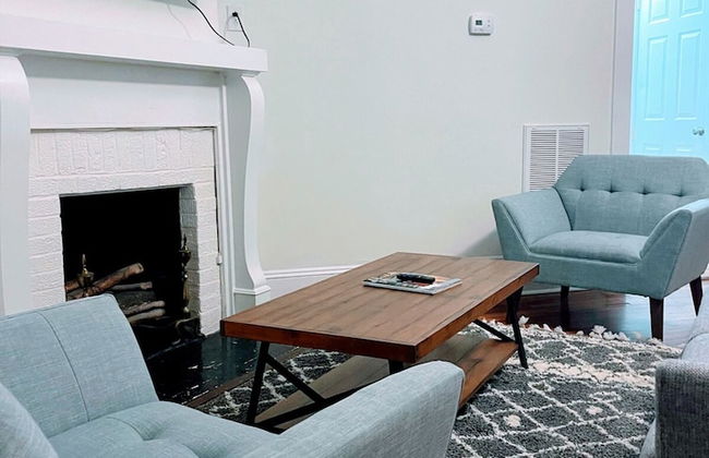 Walk to Duke Campus 3 Bedroom in Trinity Park - Foto 2