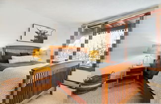 Foto 2 - Slopeside In Okemo - Beautifully Renovated Spacious Family Townhouse 3 Bedroom Townhouse by RedAwning