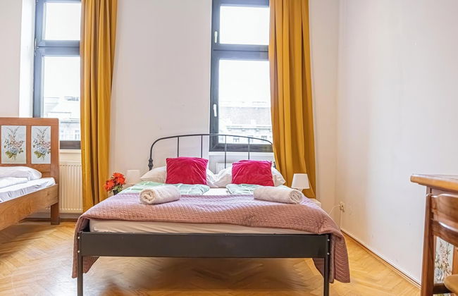 Cozy 4BR Apt Garden Close to Danube - Foto 25