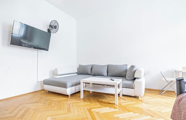 Cozy 4BR Apt Garden Close to Danube - Foto 7
