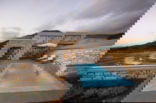 Photo 15 - Anemelia Villas