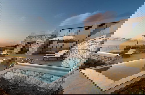 Photo 16 - Anemelia Villas