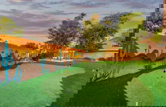 Photo 3 - Greenway Oasis Heated Pool Spa Mural Putt Grn