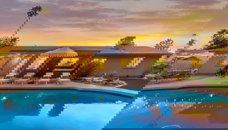 Photo 1 - Greenway Oasis Heated Pool Spa Mural Putt Grn