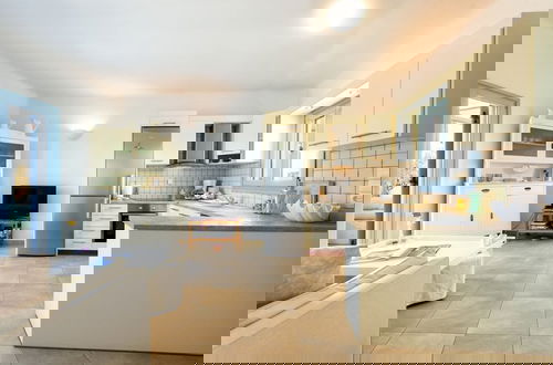 Foto 3 - Kite Surf House 5 From the Beach -island Living-