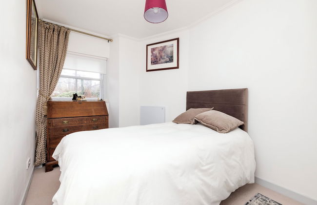 Spacious 2-Bedroom Ground Floor Flat - Foto 7