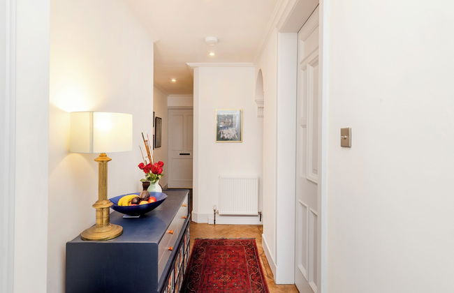 Spacious 2-Bedroom Ground Floor Flat - Foto 2