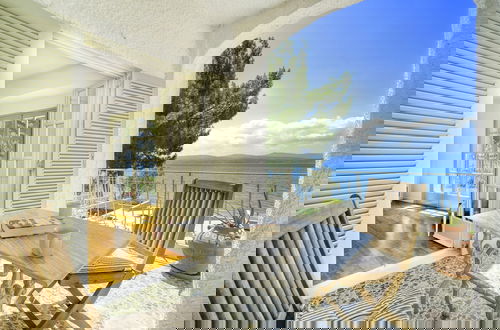 Foto 1 - Salt Stone Beach Front Retreat by Estia