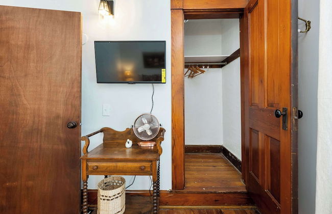 German Charm Suites Sleeps 8! - Foto 40