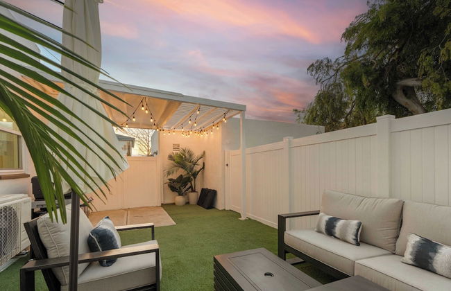 La Jolla Stay w/ Firepit & Walk to Beach Arenas - Photo 31