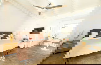 Photo 3 - 2 Rooms, Sleeps 8 Retro Hotel w/ Pool Wesley King Studio Buyout by Avantstay
