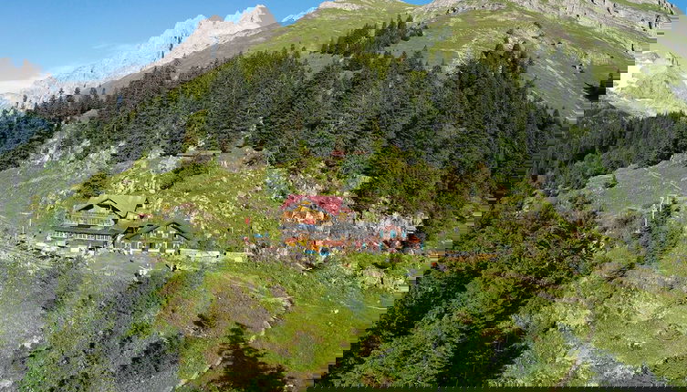 Foto 1 - Berggasthaus Tschingelhorn - only accessible on foot (2 hour hike)