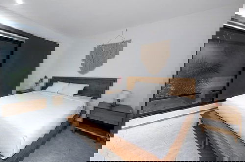 Foto 4 - 2 BR Great Located Natural Lightning