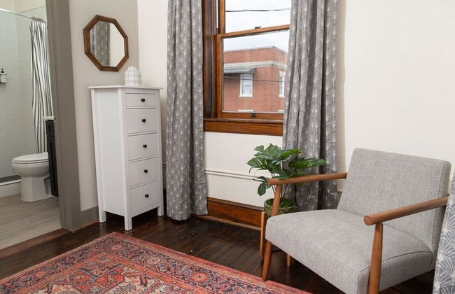 Luxury Multi-unit Historic Building Near Downtown - Photo 16