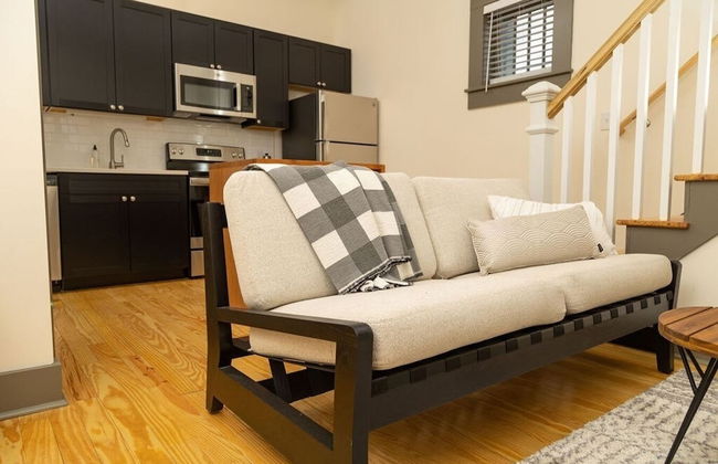 Luxury Multi-unit Historic Building Near Downtown - Photo 27