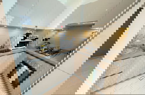 Foto 7 - Easygo-indulging 1bdr Sobha Waves