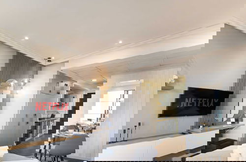 Photo 5 - LUX The JLT Gold Crest Studio