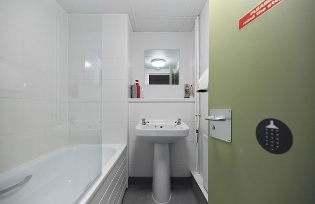 Deluxe Room 10 - Louise House Summer Youth Accommodation - Foto 3