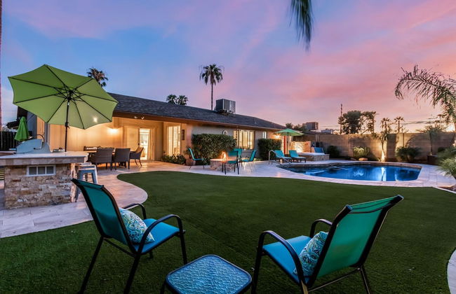 Palm Tree Paradise Heated spa Pool Firepit - Foto 1