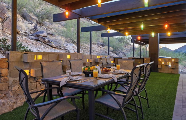Panoramic Views, Private Pool, Patio Lounge w/ Firepit Royal Palm by Avantstay - Photo 28