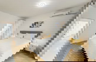 Photo 2 - Tyms 2BR 2BA Apt Near MetroCity Line 1 9