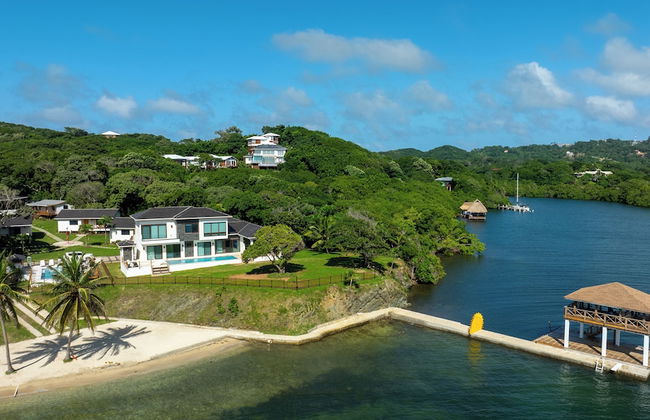 Paradise Reef - Photo 1