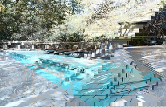 Foto 2 - Walk to Beach, 2 Shared Pools, Enclosed Porch, Bikes 30A Hideaway by Avantstay