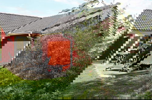 Foto 39 - Pretty Holiday Home With View