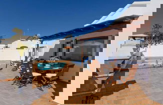 Photo 2 - Villa Haria in T as