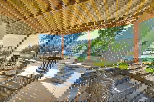 Foto 11 - Bright Water Cove by Avantstay Saltwater Pool