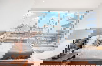 Photo 2 - Venice View by Avantstay Walk to Venice Beach Rooftop, Ice Bath, Luxe Design