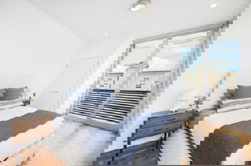 Photo 3 - Venice View by Avantstay Walk to Venice Beach Rooftop, Ice Bath, Luxe Design