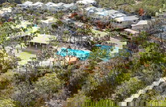 Foto 3 - Pearl by Avantstay Idyllic Seaside Getaway w 2 Large Decks Lush Garden