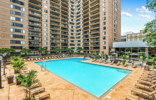 Modern Apartment with Top Amenities - Foto 34