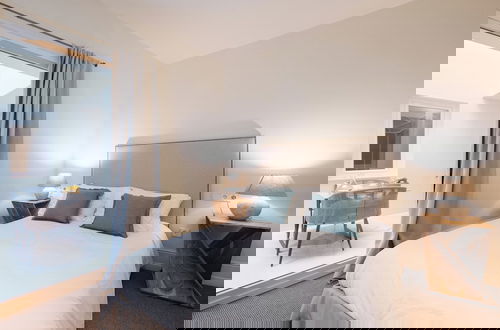 Foto 5 - Luxurious Apartment with Patio and Pool