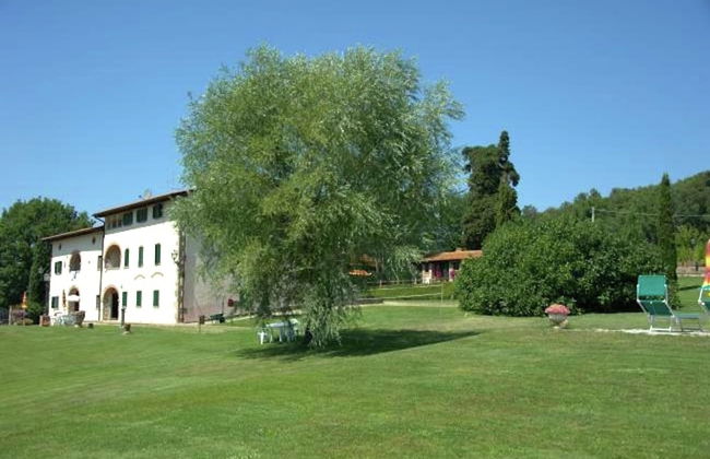 Farmhouse in Tuscany With Pool and Valley Views - Photo 25