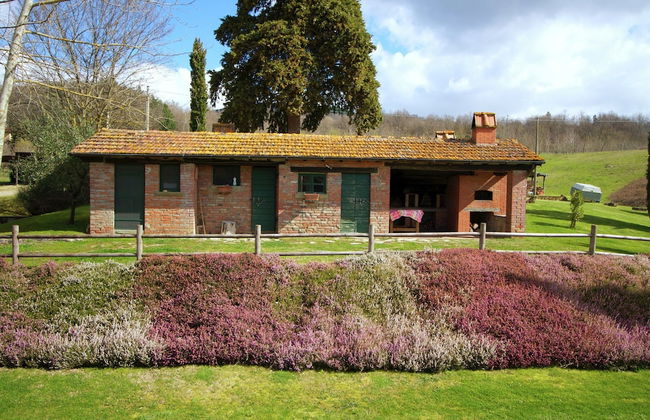 Farmhouse in Tuscany With Pool and Valley Views - Photo 33