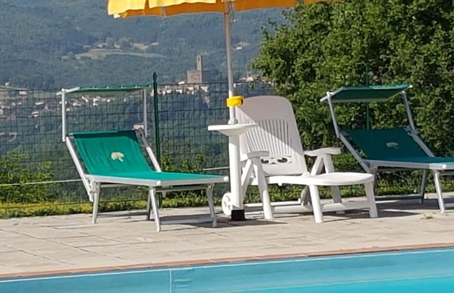 Farmhouse in Tuscany With Pool and Valley Views - Photo 10