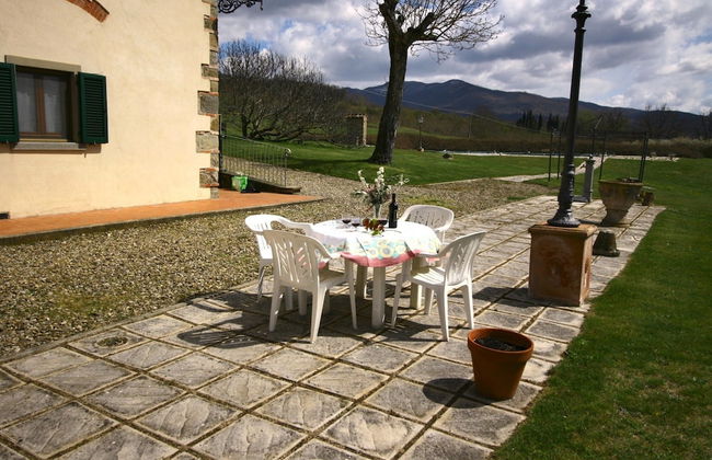 Farmhouse in Poppi With Castle Views - Photo 9