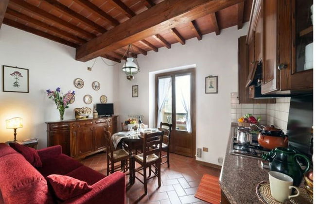 Farmhouse in Poppi With Castle Views - Photo 7