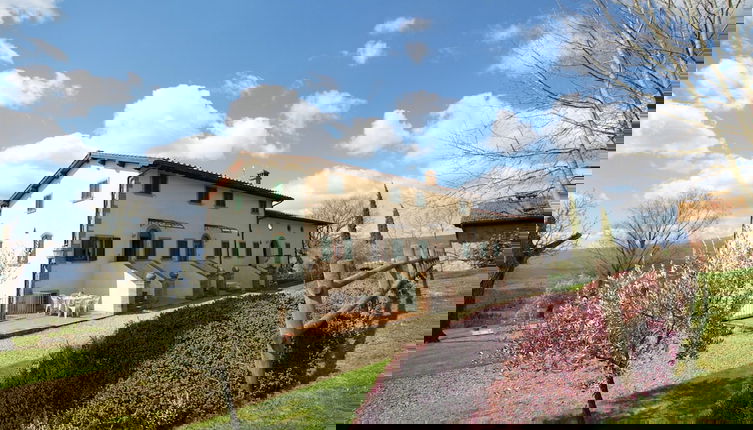 Photo 1 - Apartment With Garden in Poppi
