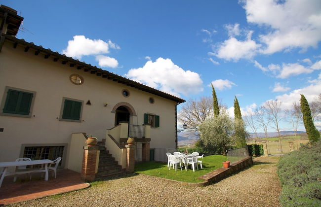 Farmhouse in Poppi With Castle Views - Photo 33