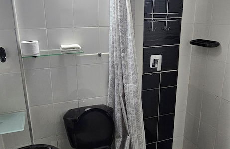 46 PROMO $ 11 Bedrooms with bathrooms Aprtmnt + 2 Jacuzzis and a rooftop pool. @Poblado - Foto $