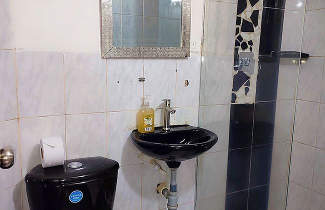 80 PROMO $ 11 Bedrooms with bathrooms Aprtmnt + 2 Jacuzzis and a rooftop pool. @Poblado - Foto $