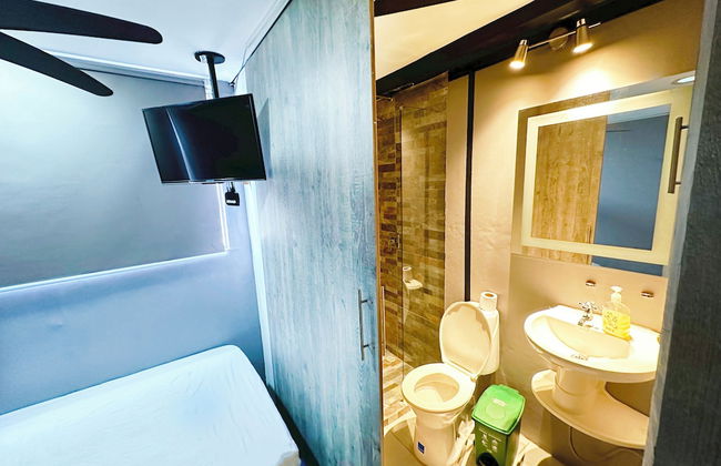 79 PROMO $ 11 Bedrooms with bathrooms Aprtmnt + 2 Jacuzzis and a rooftop pool. @Poblado - Foto $