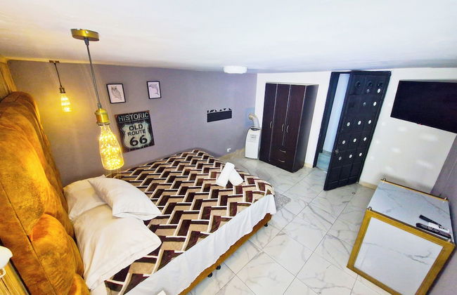 PROMO 18 BDRM Building, Pool+ 5Jacuzzis at Poblado - Foto 9
