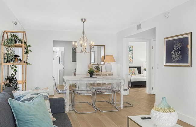 Spacious 3BR House with Private Pool - Photo 16