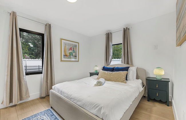 Spacious 3BR House with Private Pool - Photo 6